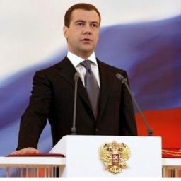  Медведев преузео дужност председника Русије