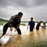 Поплаве и клизишта прете југу Кине