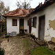 Задња кућа Србија