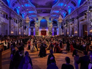 Светосавски бал у бечком Хофбургу окупио готово 1500 гостију