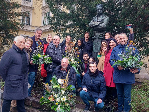 Просвјета у Бечу уредила Вуков споменик и обележила важну годишњицу 