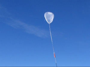Meteorološki, špijunski ili vanzemaljski baloni – šta to leti iznad naših glava