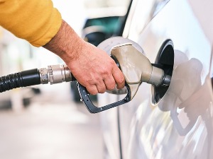 Нове цене горива – евродизел јефтинији, бензин поскупео