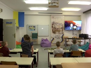 Екипа РТС-а у Ужгороду, како изгледа живот на украјинско-мађарској граници