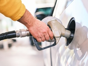 Nove cene goriva – evrodizel i benzin poskupeli za tri dinara