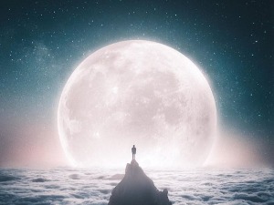 Месец као музичка тема
