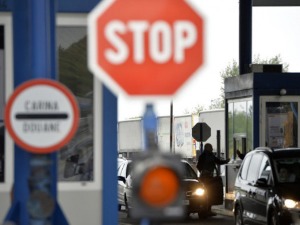 Uhapšena trojica hrvatskih državljana, u vozilu na granici pronađena glava gromobrana